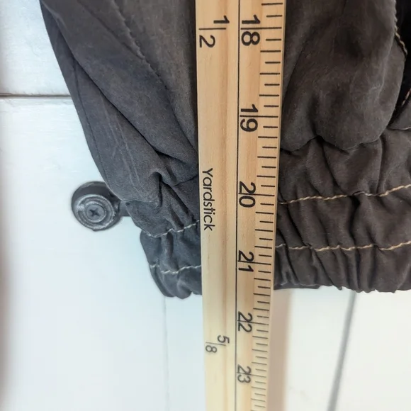 ❄️ Bogner Vintage women's Gray and Black Winter Coat Jacket size 10